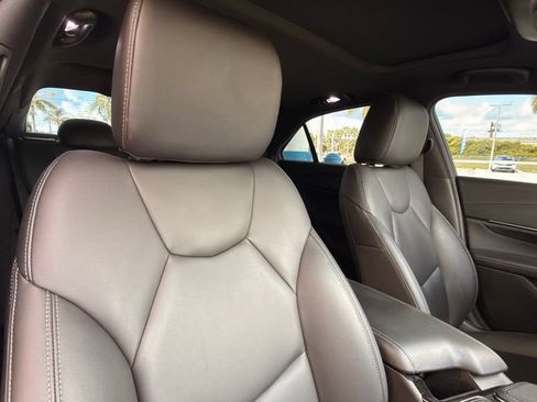 Used 2021 Cadillac CT4 Luxury w/ Sun And Sound Package RWD image 10