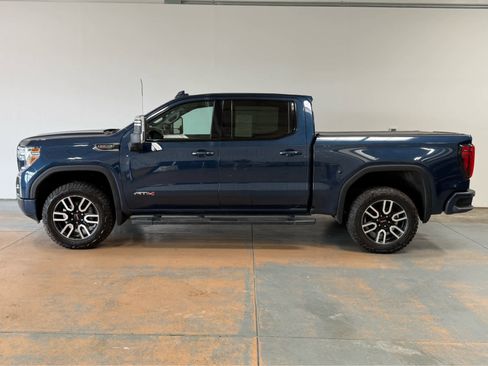 Used 2020 GMC Sierra 1500 AT4 w/ AT4 Premium Package AWD/4WD image 2