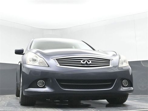 Used 2013 INFINITI G37 Journey w/ Premium Pkg image 41