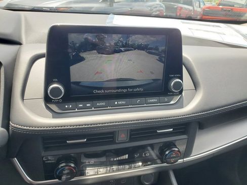 New 2026 Nissan Rogue SV image 10