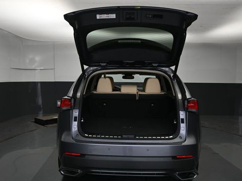 Used 2019 Lexus NX 300 4D Sport Utility w/ Premium Package image 11