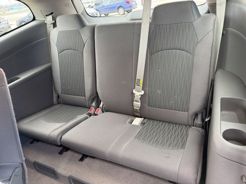 Used 2017 Chevrolet Traverse LS image 13