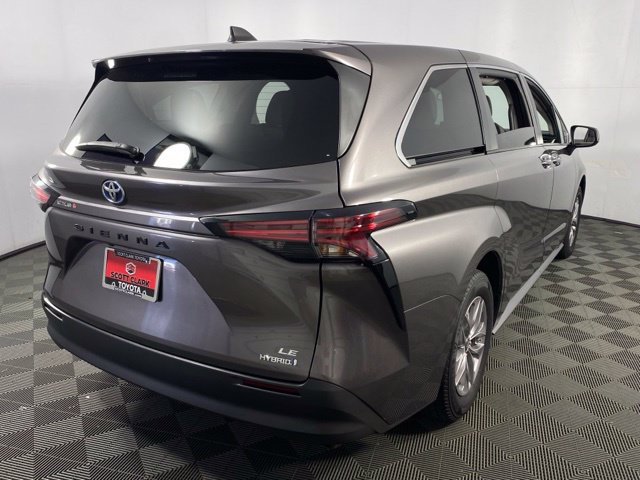 Used 2022 Toyota Sienna LE FWD image 8
