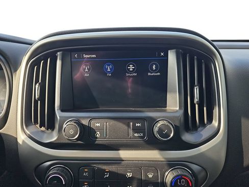 Used 2020 Chevrolet Colorado ZR2 w/ Colorado ZR2 Bison Edition AWD/4WD image 21