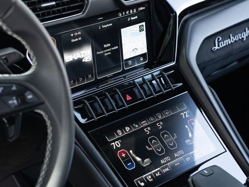 Used 2024 Lamborghini Urus S AWD/4WD image 52