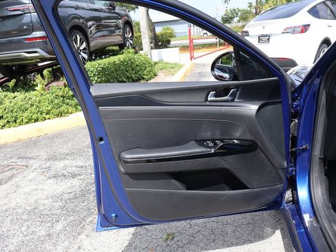 Used 2022 Kia K5 GT FWD image 27