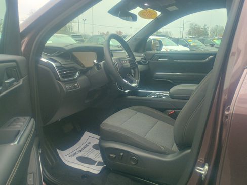 Used 2025 GMC Acadia Elevation w/ LPO, Floor Liner Package image 20