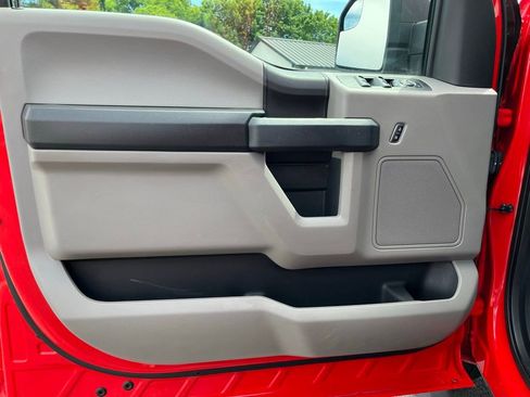 Used 2018 Ford F150 XL w/ Equipment Group 101A Mid AWD/4WD image 9