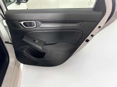 Used 2023 Honda Civic Sport image 28