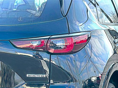 New 2025 MAZDA CX-5 AWD 2.5 S w/ Premium Plus Pkg image 8