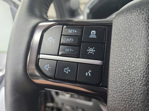 Used 2026 Ford F450 Platinum w/ FX4 Off-Road Package AWD/4WD image 17