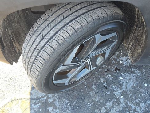 Used 2022 Hyundai Tucson Limited image 12