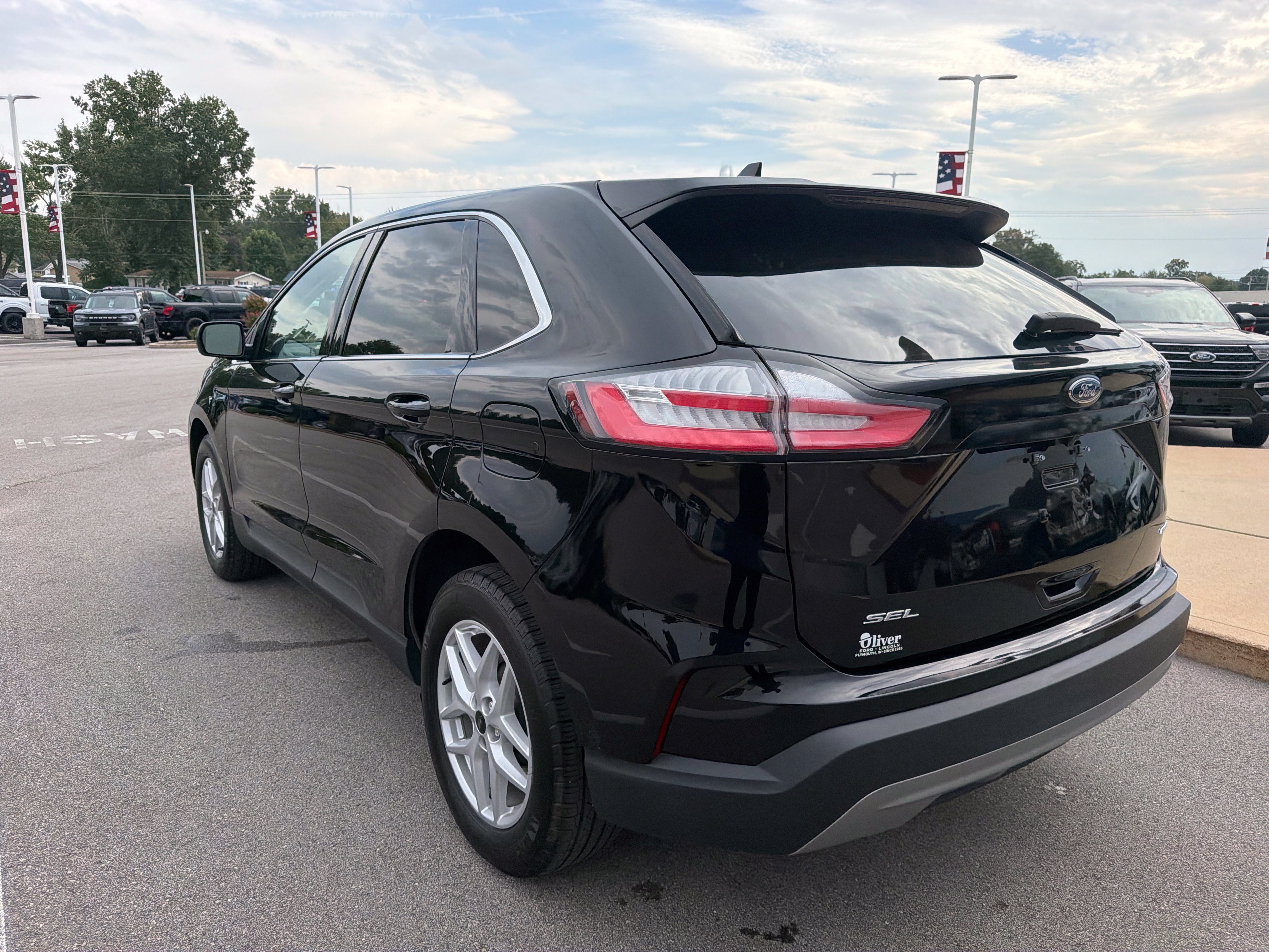 Used 2024 Ford Edge SEL w/ Convenience Package AWD/4WD image 5