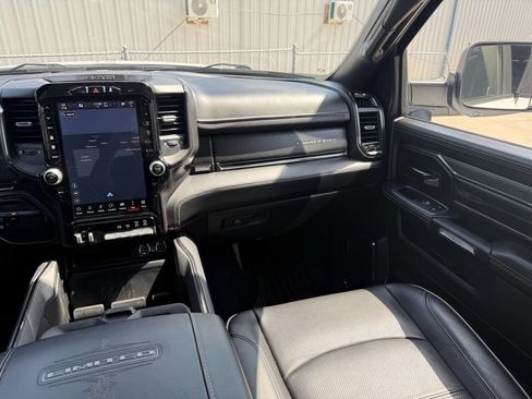 Used 2022 RAM 2500 Limited w/ Night Edition image 33