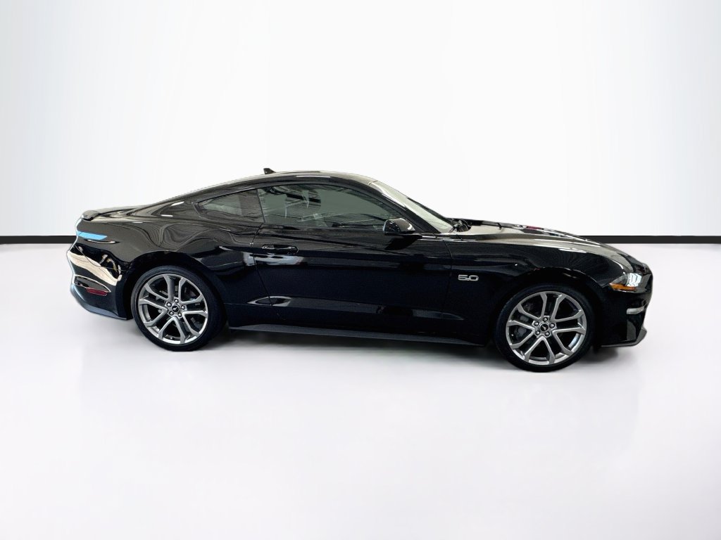 Used 2021 Ford Mustang GT Premium w/ Equipment Group 401A RWD image 4