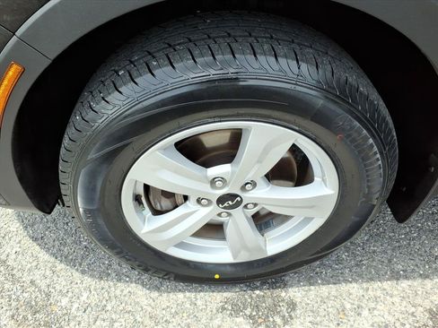 Used 2023 Kia Sorento LX AWD/4WD image 14