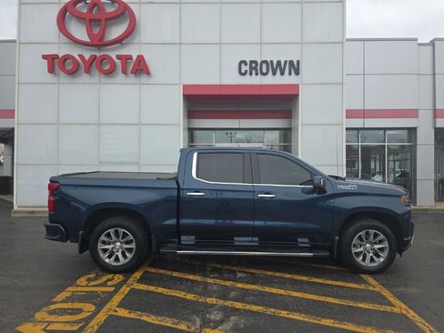 Used 2019 Chevrolet Silverado 1500 High Country w/ Safety Package II image 2