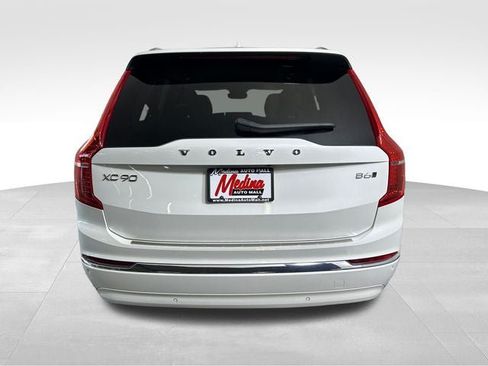 Used 2023 Volvo XC90 B6 Plus w/ Protection Package Premier AWD/4WD image 4