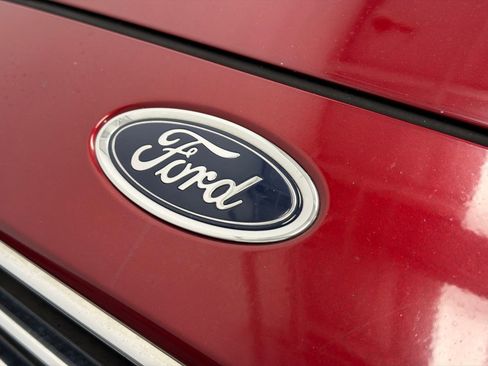 Used 2016 Ford Focus Titanium w/ Exterior Protection Package image 12