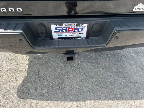 Used 2018 Chevrolet Silverado 1500 High Country image 49