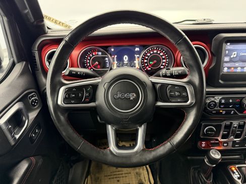 Used 2018 Jeep Wrangler Unlimited Rubicon w/ Safety Group AWD/4WD image 29