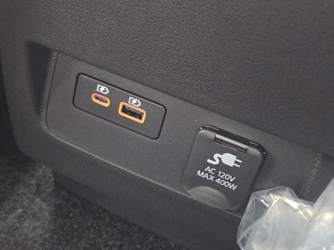 New 2026 Nissan Frontier PRO-4X w/ Pro-4x Convenience Package AWD/4WD image 9