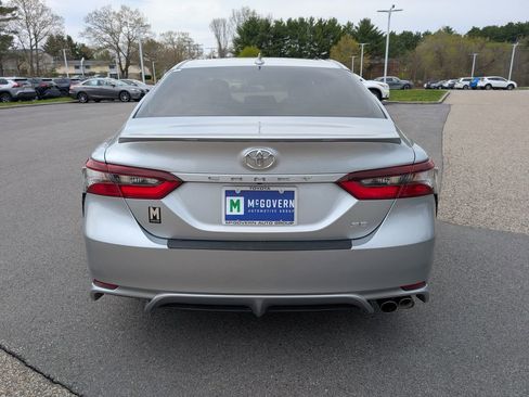 Used 2023 Toyota Camry SE FWD image 4