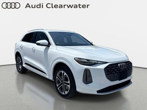 Used 2025 Audi Q5 Premium w/ Convenience Package AWD/4WD image 6