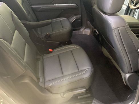 Used 2024 GMC Acadia Elevation w/ Black Edition FWD image 37