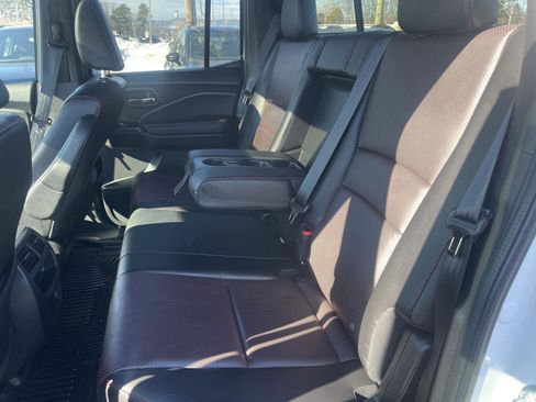 Certified 2023 Honda Ridgeline Black Edition image 16