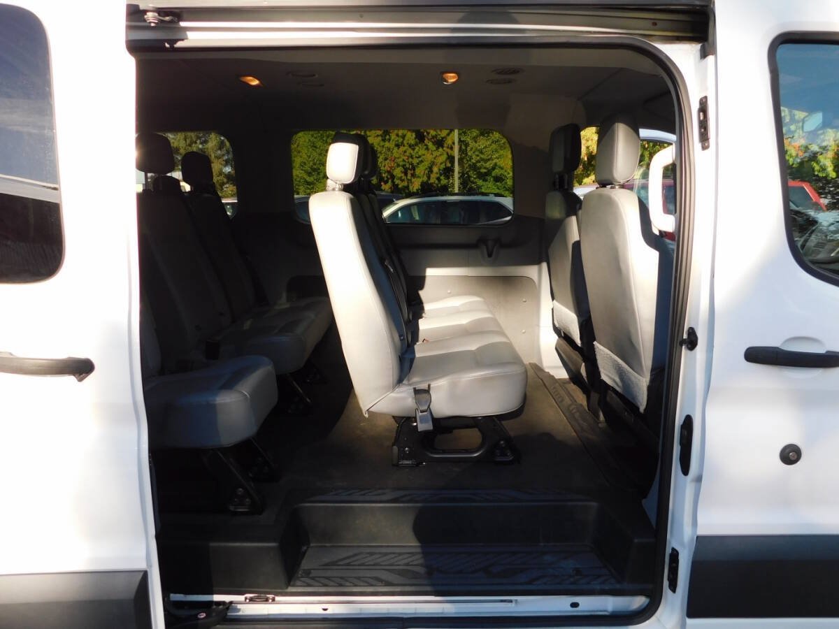 Used 2016 Ford Transit 350 XL RWD image 6