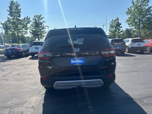 Used 2024 Honda Pilot TrailSport image 14