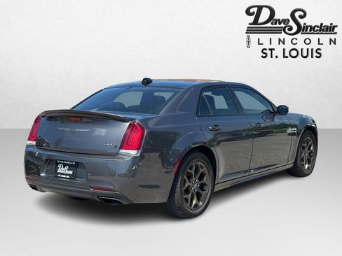 Used 2018 Chrysler 300 S w/ 300S Premium Group AWD/4WD image 3