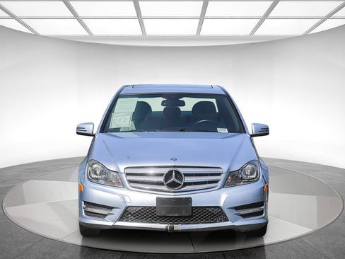 Used 2013 Mercedes-Benz C 250 Sedan image 6