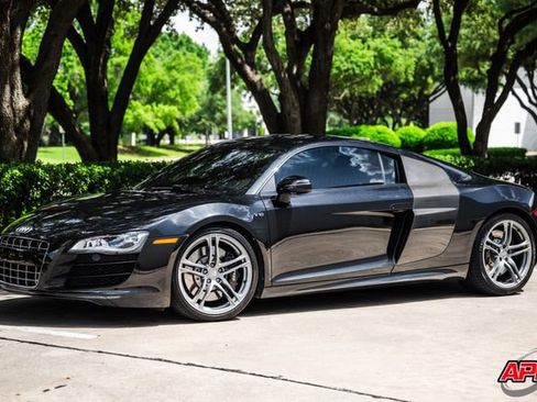 Used 2010 Audi R8 V10 AWD/4WD image 36
