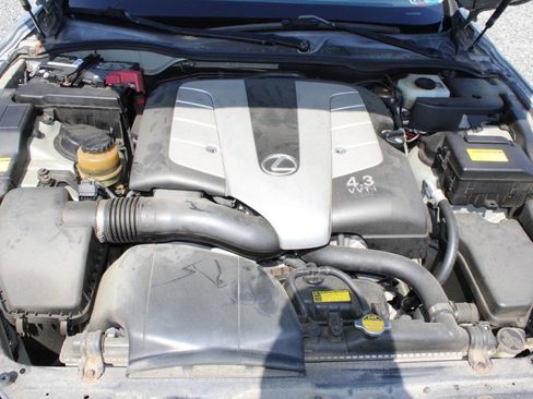 Used 2002 Lexus SC 430 Convertible RWD image 31