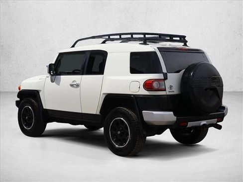 Used 2013 Toyota FJ Cruiser 4WD w/ Upgrade Pkg image 8