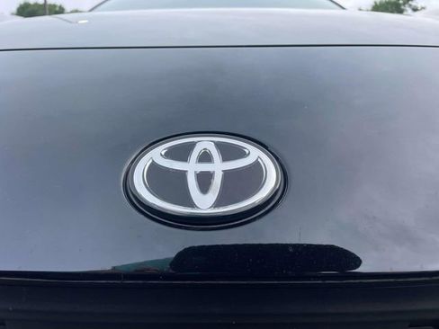 Used 2023 Toyota GR86 Premium w/ ALL Weather Mat Package (TMS) RWD image 4