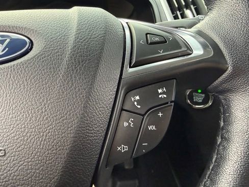 Used 2023 Ford Edge SEL w/ Convenience Package image 12