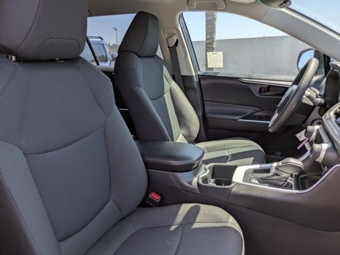 Certified 2025 Toyota RAV4 LE FWD image 19