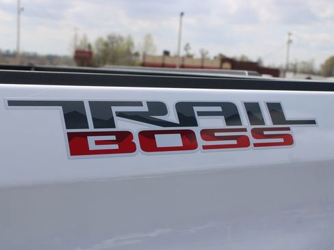 New 2026 Chevrolet Silverado 1500 LT Trail Boss w/ LT Trail Boss Premium Package AWD/4WD image 19