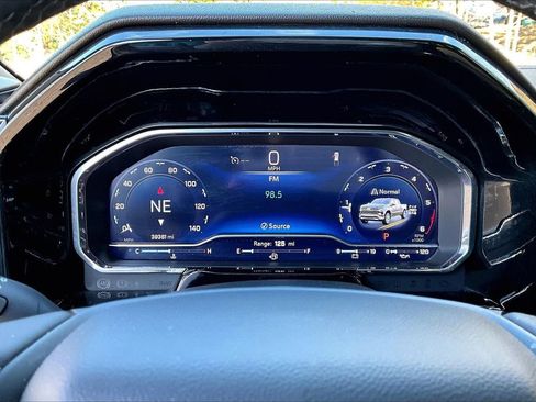 Used 2024 Chevrolet Silverado 1500 RST AWD/4WD image 10