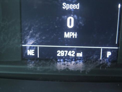 Used 2022 Chevrolet Silverado 1500 Custom image 14