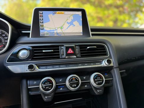 Used 2019 Genesis G70 2.0T Advanced w/ Elite Package RWD image 38