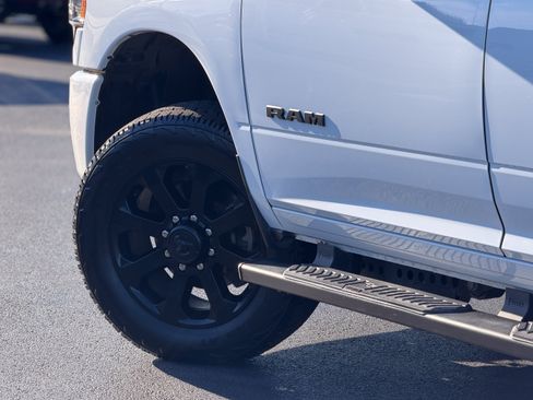 Used 2022 RAM 2500 Big Horn w/ Night Edition AWD/4WD image 8