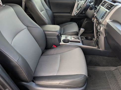 Used 2023 Toyota 4Runner SR5 Premium image 26