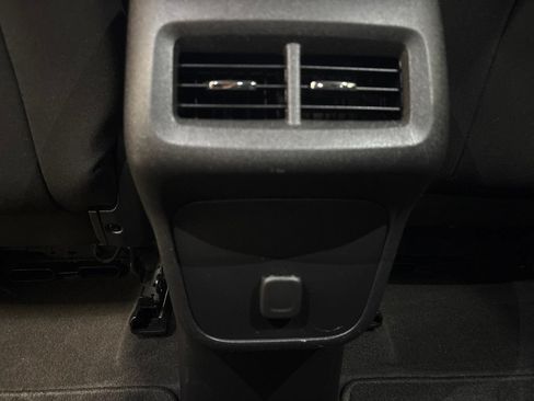 Used 2018 Chevrolet Equinox LT AWD/4WD image 33