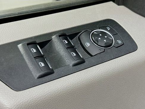 Used 2018 Ford F150 XLT AWD/4WD image 22