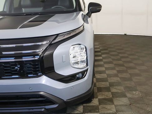 New 2026 Mitsubishi Outlander Trail Edition image 16