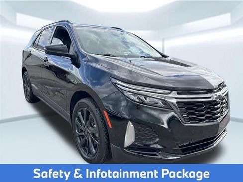 Used 2023 Chevrolet Equinox RS FWD image 3